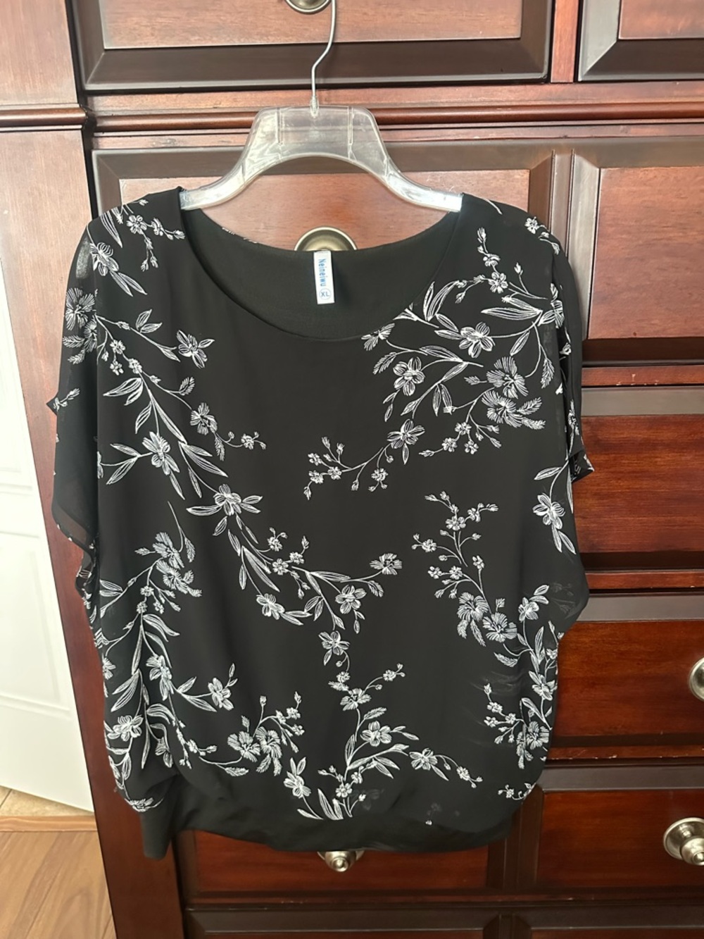 Neineiwu Womens Black Floral Overlay Blouse Flowy Chiffon Elegant Casual